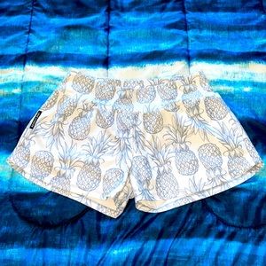 Love fitness pineapple shorts🍍